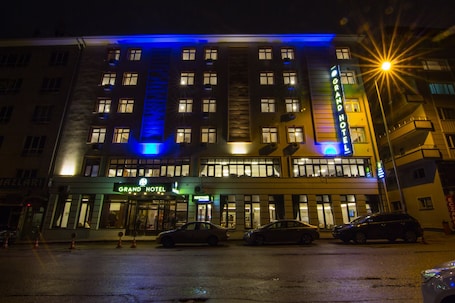 Front of property - evening/night