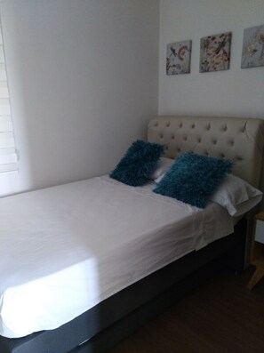2 bedrooms