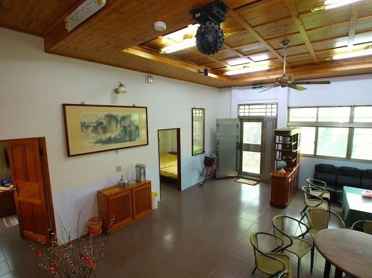 端園民宿評價、特色體驗、房價資訊、訂房連結 – 庭院式溫馨住宿 - 照片 2