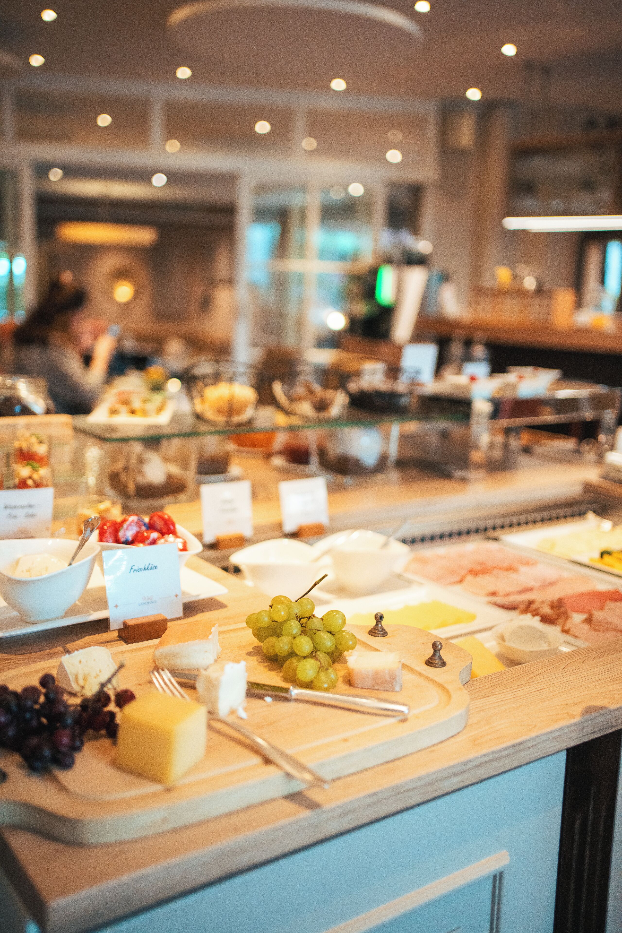 Free on-the-go breakfast on weekdays