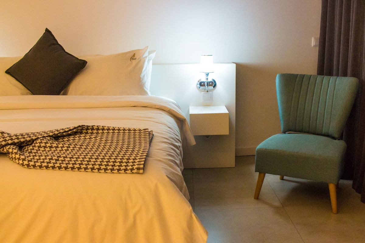 Basic Double Room | 1 bedroom, in-room safe, soundproofing, free WiFi