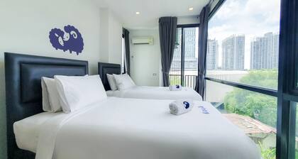 Kokotel Bangkok Sukhumvit 50
