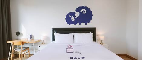 King room | Työpöytä, pimennysverhot, ilmainen Wi-Fi, vuodevaatteet