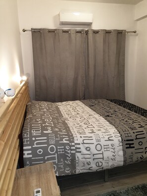 Appartement, 1 chambre (A2) | 1 chambre, rideaux occultants, chambres insonorisées