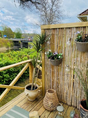 Comfort Apartment, Canal View | Balcony