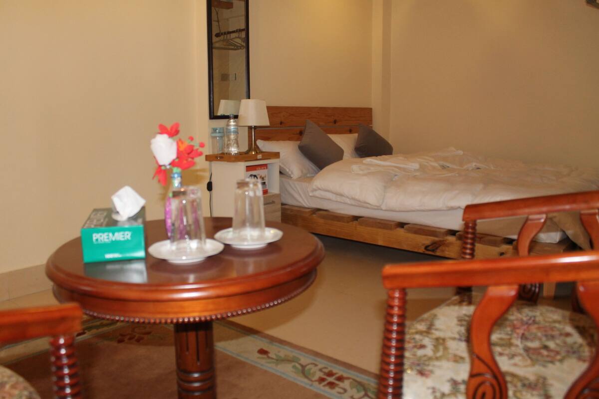 Comfort Room, 1 Double Bed with Sofa bed, City View | Interior entrance