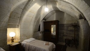 Family Quadruple Room, Garden View | Desk, cribs (free), rollaway beds (surcharge), WiFi (free) - Villa Columba Hotel (Ürgüp)