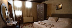 Standard Double Room | Desk, free cribs/infant beds, rollaway beds, free WiFi