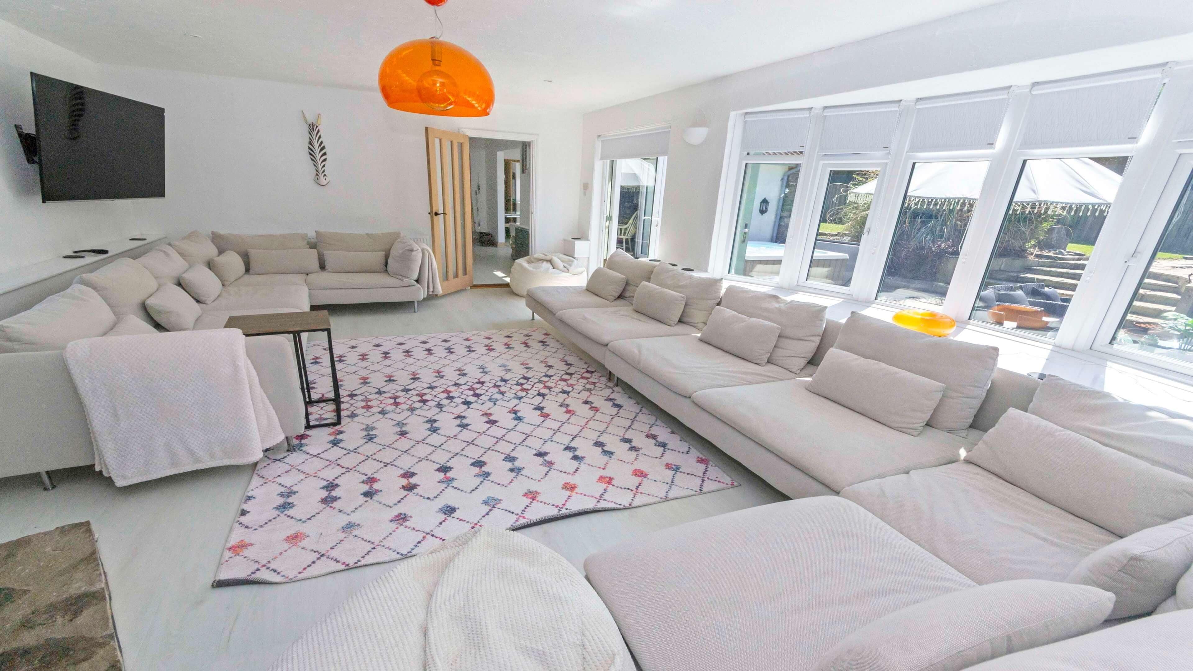 Rumah (6 Bedrooms) | Interior