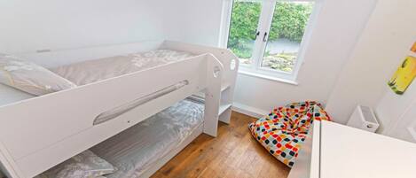 House (Multiple Bedrooms) | Interior
