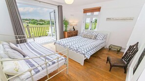 独立别墅 (Multiple Bedrooms) | 住宿内部