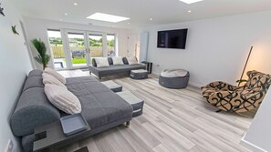 House (Multiple Bedrooms) | Interior