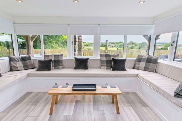 House (Multiple Bedrooms) | Interior