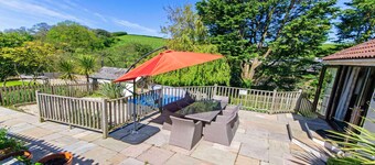 Streamways Nr Croyde 6 Bedroom, Sleeps 12-16, Hot Tub