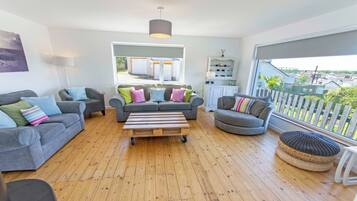 Cottage (4 Bedrooms) | Bahagian dalam