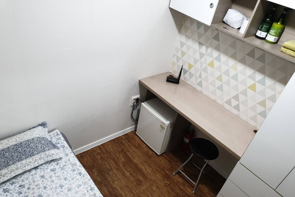 Economy Single Room, 1 Single Bed, Shared Bathroom | Soundproofing, free WiFi