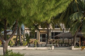 Front of property - iCom Marina Sea View (Maafushi)