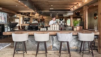Bar (in der Unterkunft)