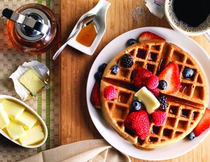 Free daily continental breakfast - Home2 Suites by Hilton Portland Hillsboro (Hillsboro)