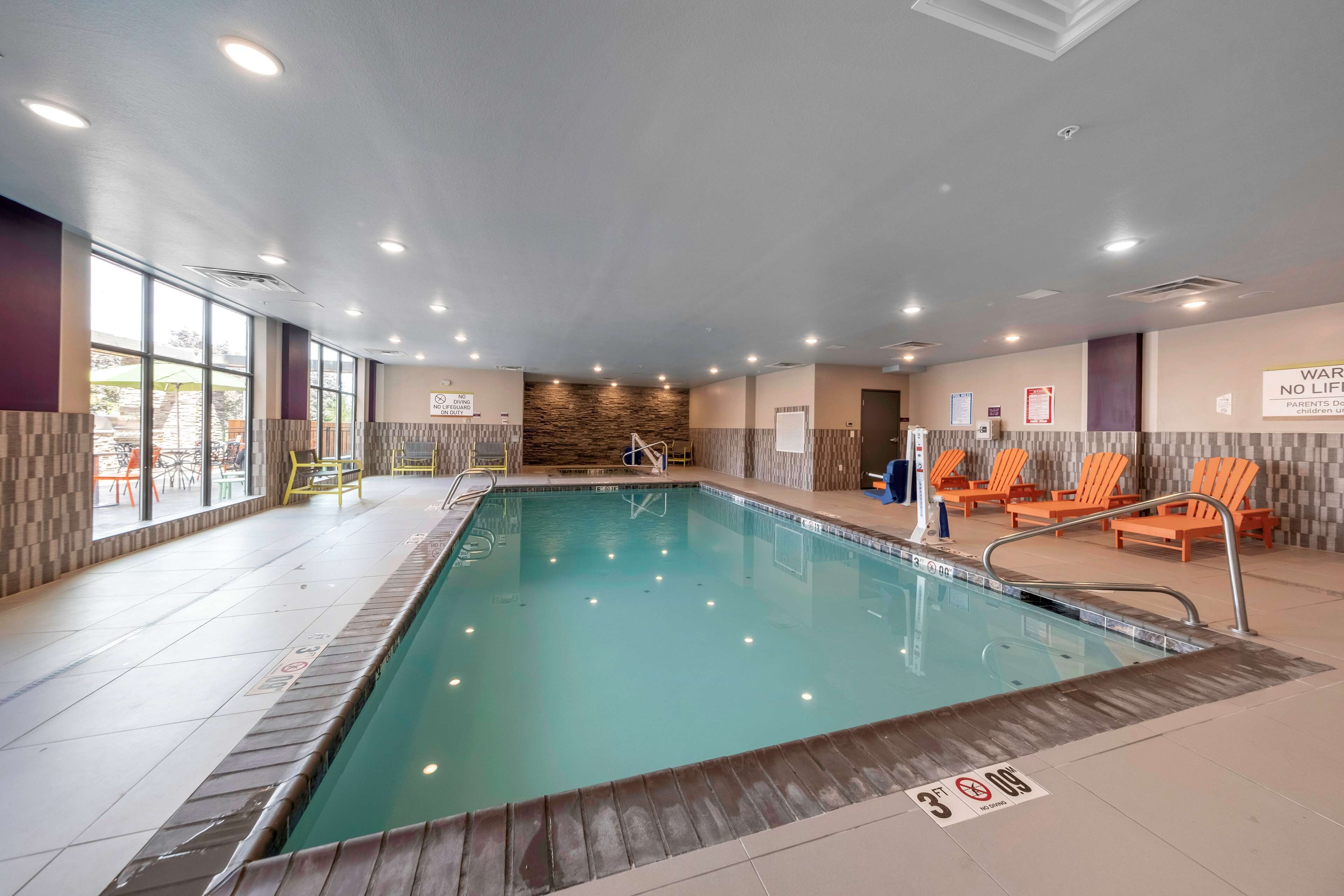 indoor pool, pool loungers