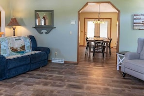 Smart TV, foosball - Hideaway in the Millville Valley (Millville)