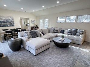 Smart TV, fireplace, DVD player, books