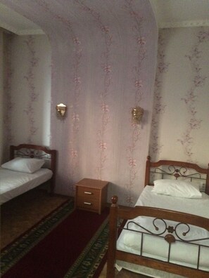 Blackout curtains, iron/ironing board, rollaway beds, free WiFi - Hotel Alkuat (Astana)