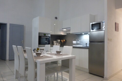 COCOONING HOUSE IN QUIET