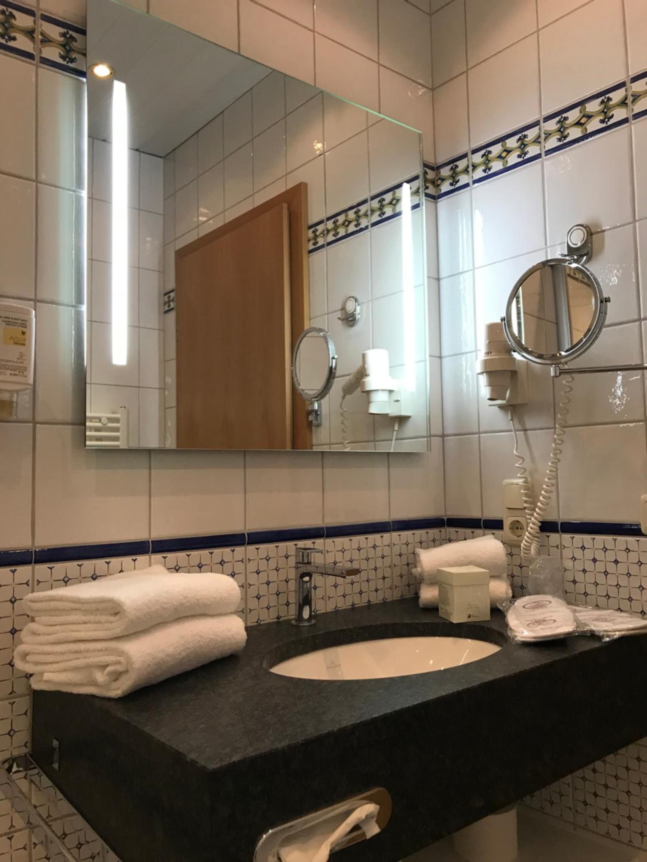 separate bathtub and shower, deep-soaking bathtub, free toiletries