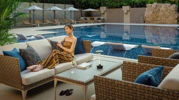 Seasonal outdoor pool