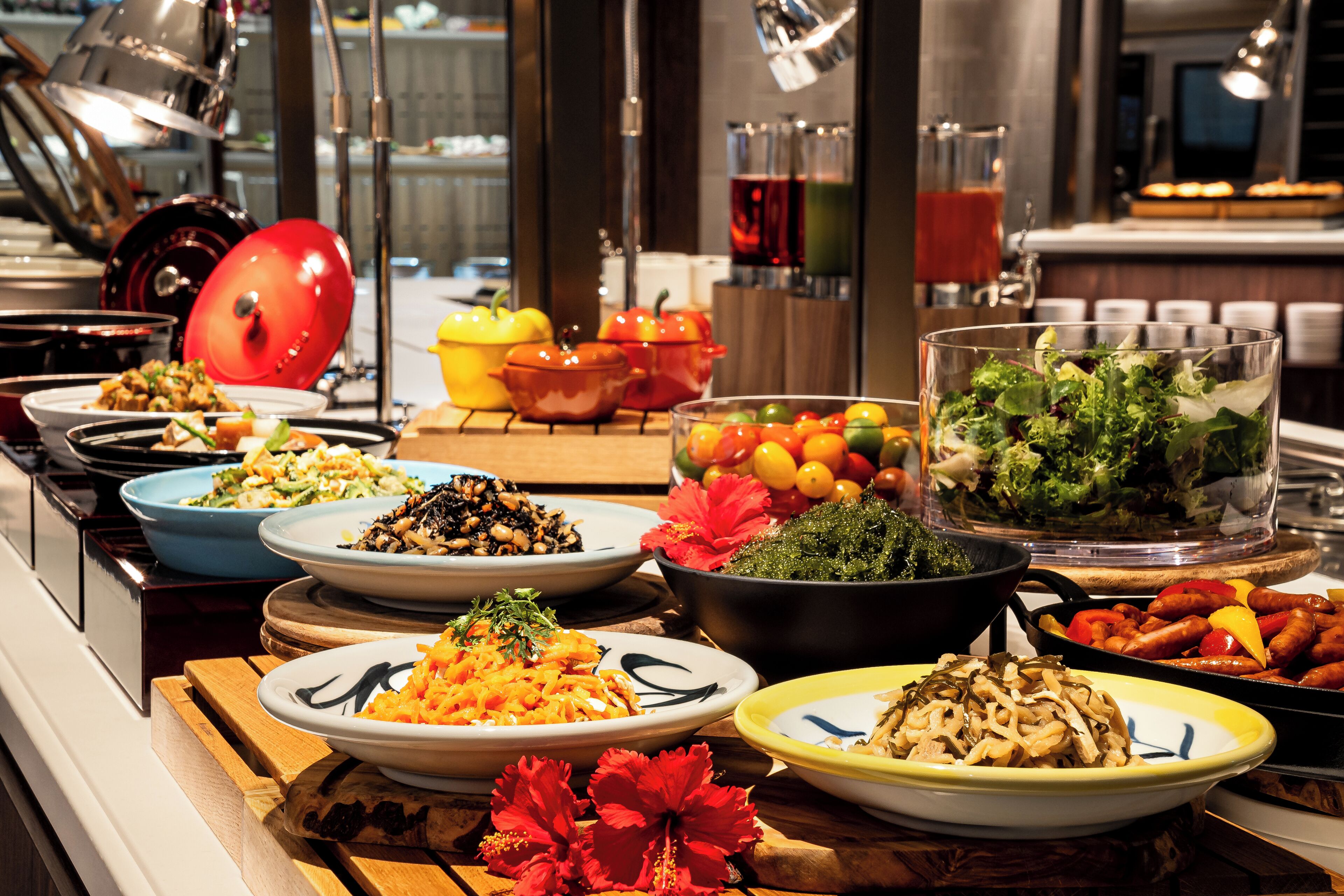 Petit déjeuner complet servi tous les jours en supplément