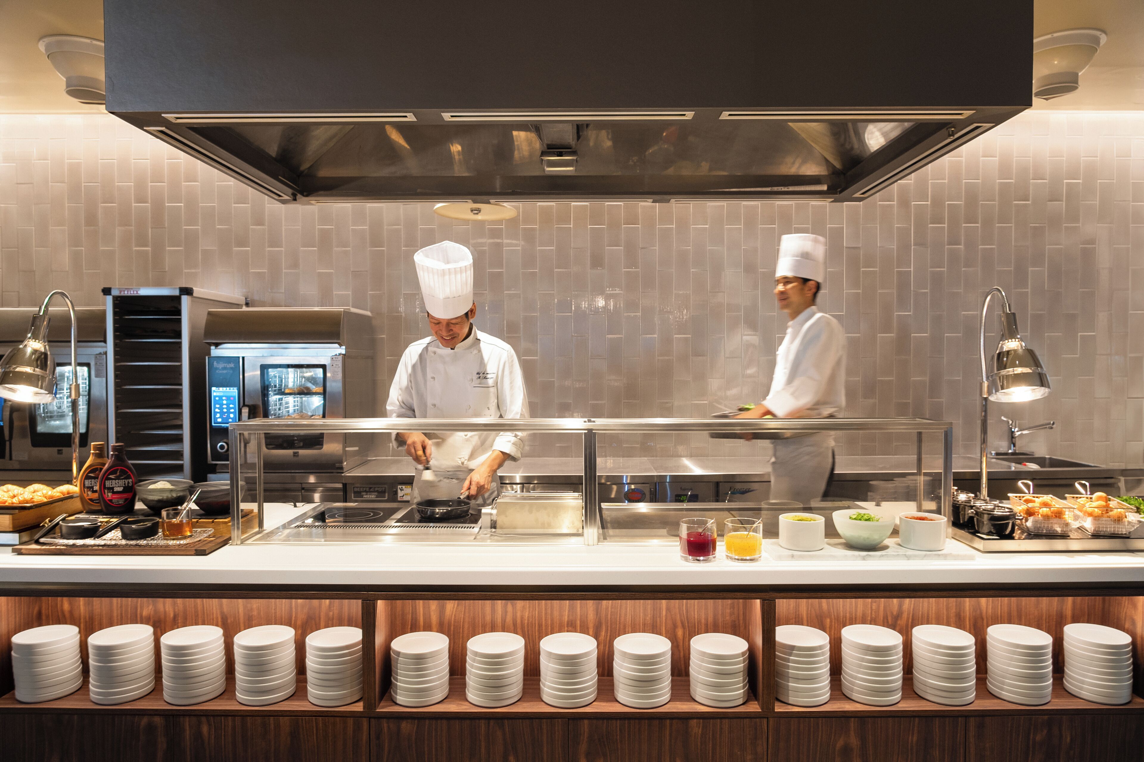 daily full breakfast for a fee