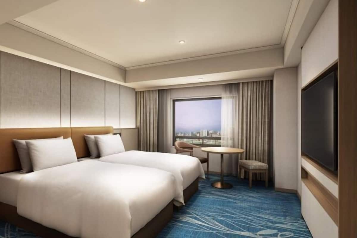 In-room safe, blackout curtains, iron/ironing board, free WiFi