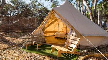 Tenda | 1 kamar tidur dan seprai linen