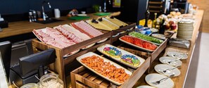 Daily buffet breakfast (PLN 85 per person) - Molo Park Aparthotel (Mielno)