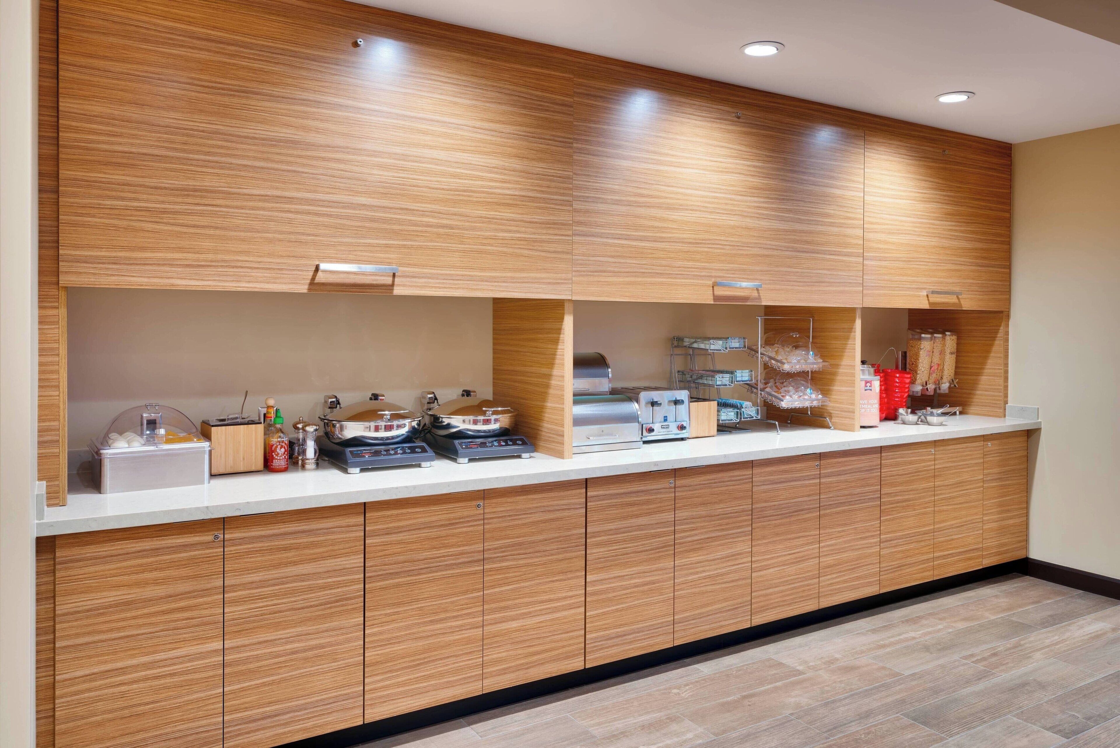 free daily continental breakfast