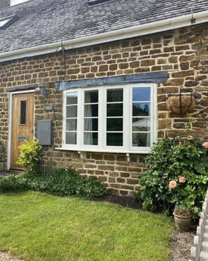 Casa de campo, baño privado, vistas al patio (Cottage) | Exterior
