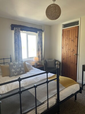 Cottage, Ensuite, Courtyard View (Cottage)