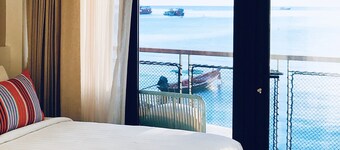 Blue Tao Beach Hotel