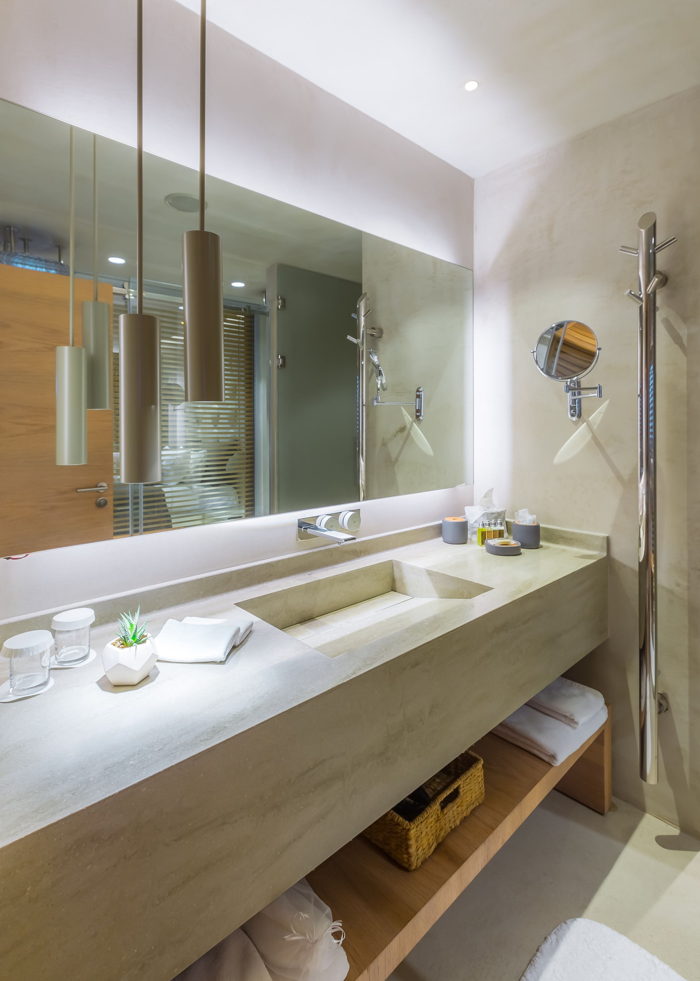 junior suite | bathroom | shower, free toiletries, hair dryer, bathrobes