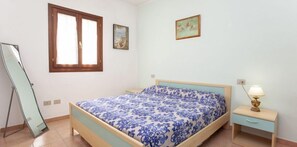 Apartment, 3 Bedrooms | 3 bedrooms, bed sheets - Villetta La Janna (San Teodoro)