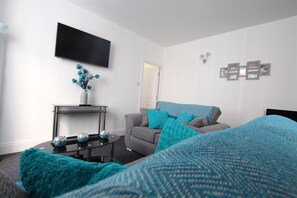 Lounge - Fabrik Apartments - Station Road (Blackpool)