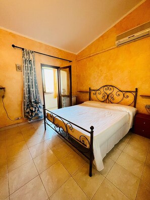 Apartment, 2 Schlafzimmer | 2 Schlafzimmer, Bügeleisen/Bügelbrett