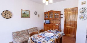 Living area - Pink House La Cinta (San Teodoro)