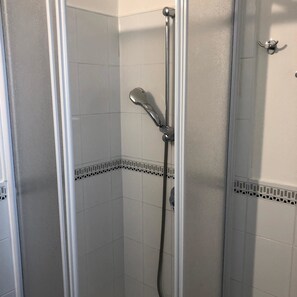 Apartment, 1 Bedroom | Bathroom shower - Dreaming L'alguer (Alghero)