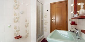 Apartment, 3 Bedrooms | Bathroom - Villa Monte Longu (Posada)
