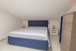 Apartment, 2 Bedrooms | 2 bedrooms, bed sheets - The Catalan Loft (Alghero)