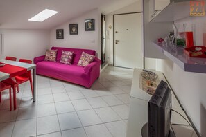 Apartment, 2 Bedrooms | Living area | LCD TV - The Catalan Loft (Alghero)