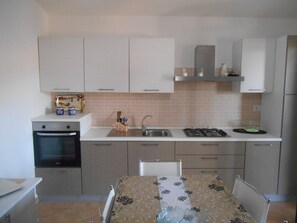 Appartement, 2 chambres | Cuisine privée