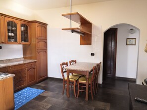 Villa, 2 Bedrooms | Private kitchen